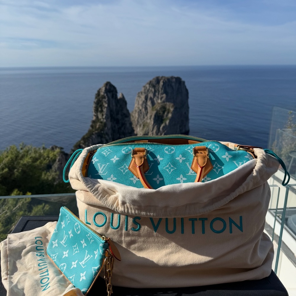 Louis Vuitton Speedy P9 size 40 turquoise